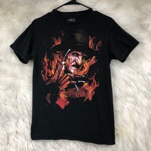 A Nightmare on Elm Street Graphic Tee, Freddie Krueger, Horror, Scary SZ S